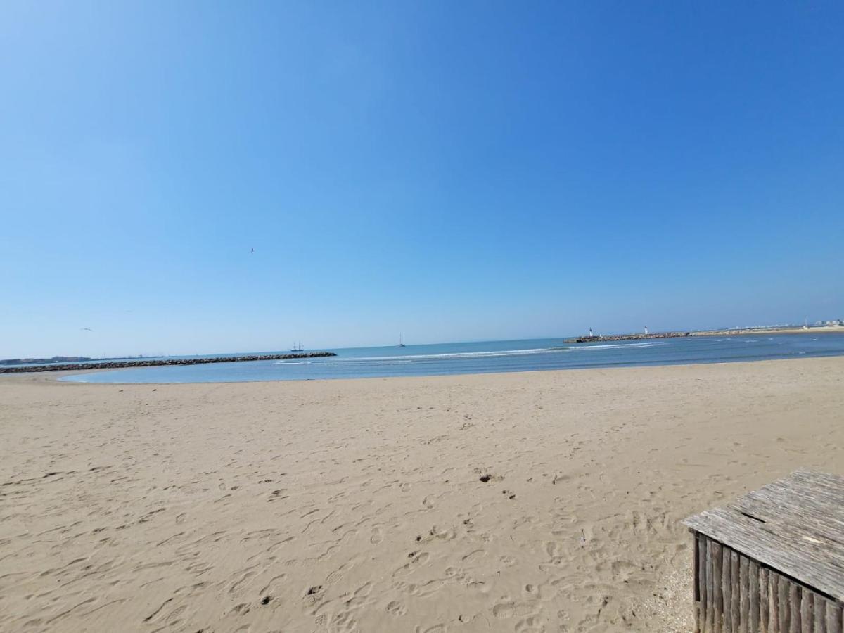 Studio Avec Loggia Entre Port, Plage Et Piscine Le Grau-du-Roi Exterior foto